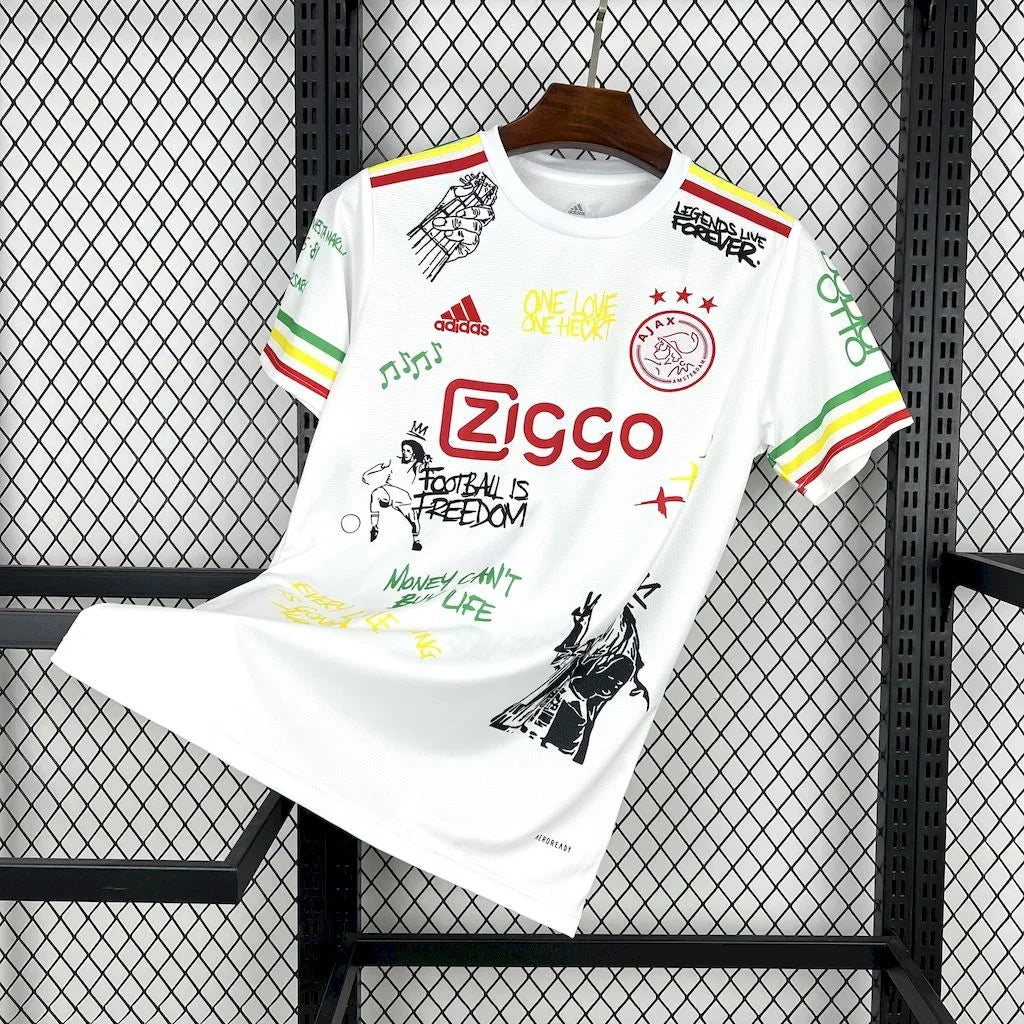 Ajax Amsterdam Bob Marley maillot foot 2025 2026
