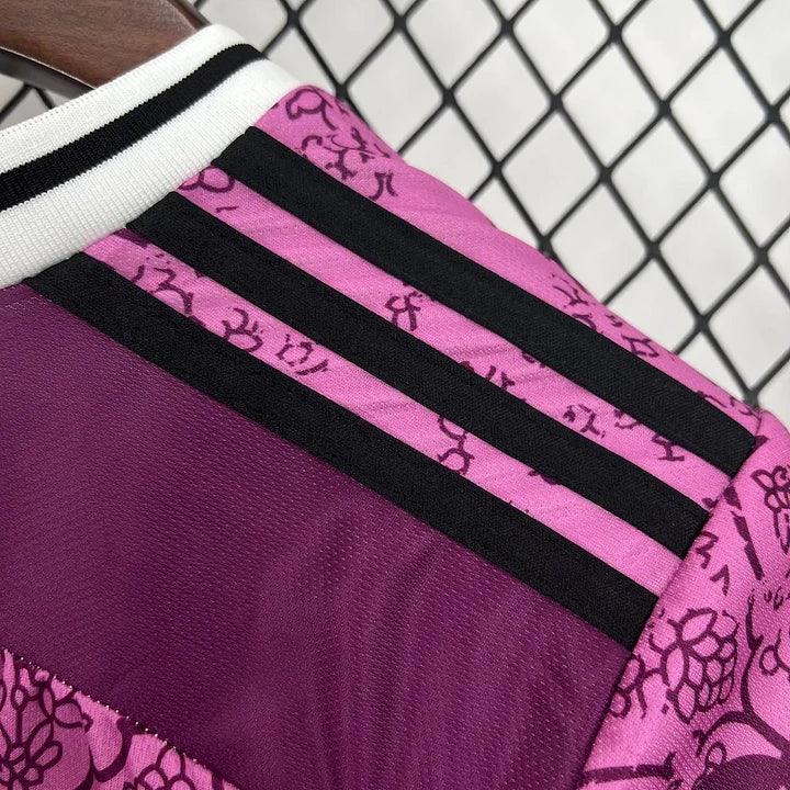 Maillot Real Madrid foot concept rose 2024 2025