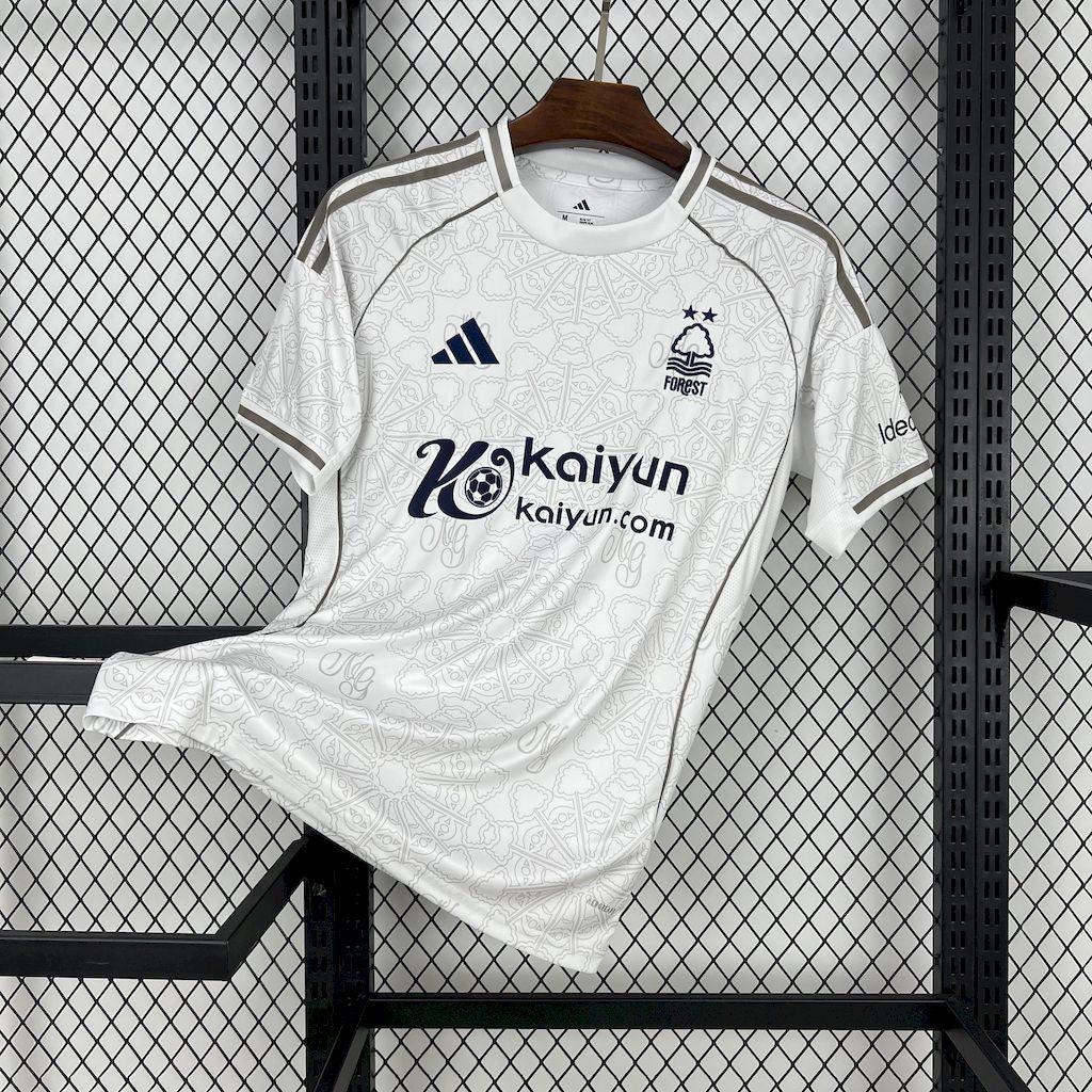 Maillot Nottingham Forest extérieur 2025-26