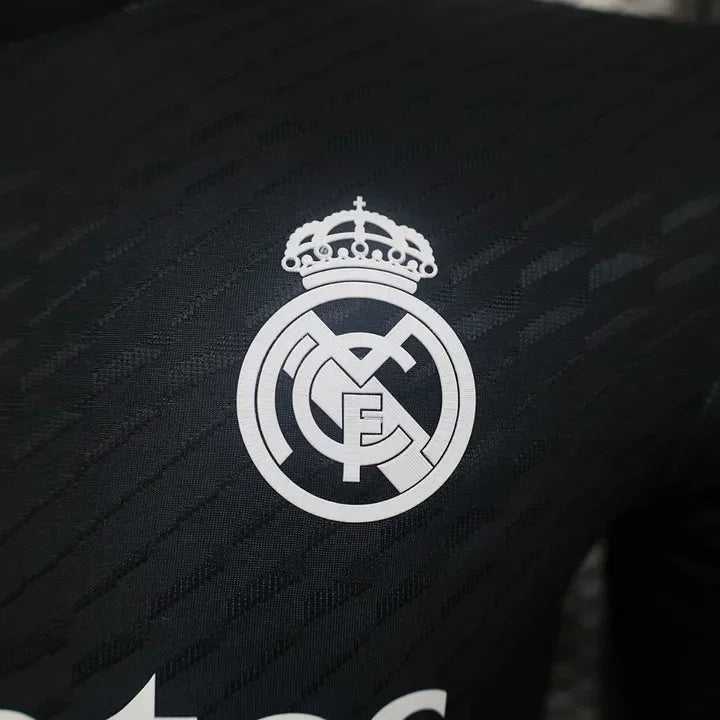Maillot Real Madrid foot Y3 noir 2024 2025
