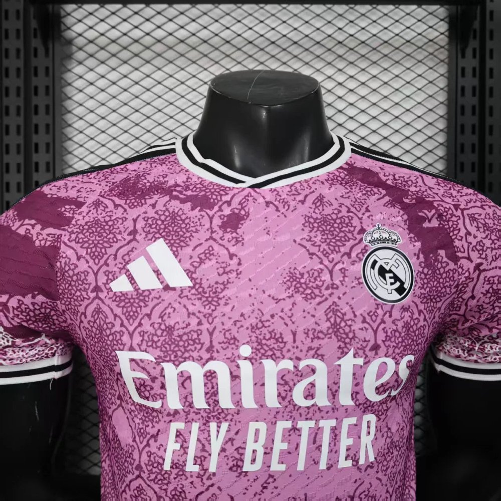 Real Madrid Concept Player Version 25/26